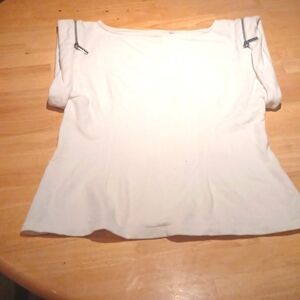 Woman's "Micheal Korrs" short-sleeved sweater